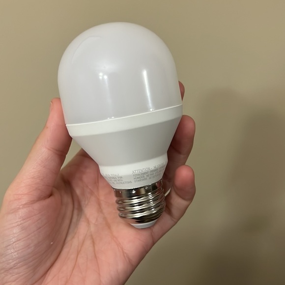LIFX WiFi Smart LED Light Bulb- White - Picture 3 of 7